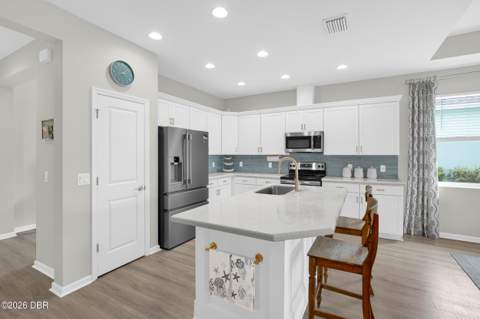 631 Landshark Boulevard, Daytona Beach FL - photo 15 of 95
