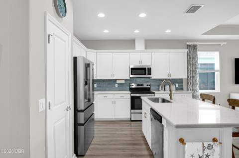 631 Landshark Boulevard, Daytona Beach FL - photo 18 of 95