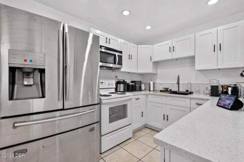 1214 Flomich Street, Daytona Beach FL - photo 9 of 44