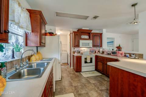 60 Golden Gate Circle, Port Orange FL - photo 11 of 33