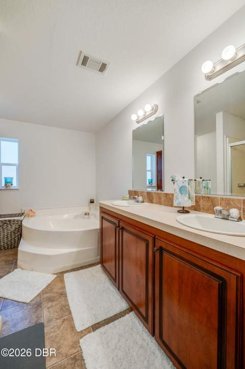 60 Golden Gate Circle, Port Orange FL - photo 17 of 33