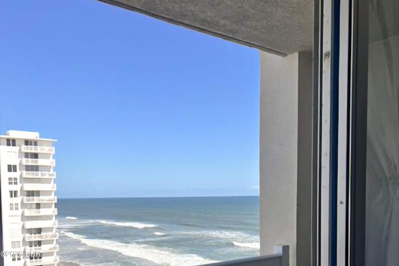 1 bedroom Condotel at 2700 N Atlantic Avenue #1216, Daytona Beach Resort And Conference Center, Daytona Beach — photo 2