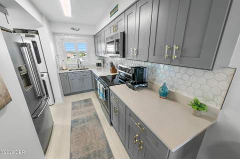 3180 Ocean Shore Boulevard #309, Ormond-By-The-Sea FL - photo 8 of 36