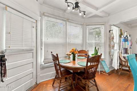 124 Loomis Avenue, Daytona Beach FL - photo 15 of 44