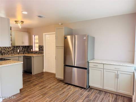 629 Cedar Park Drive, Daytona Beach FL - photo 16 of 33