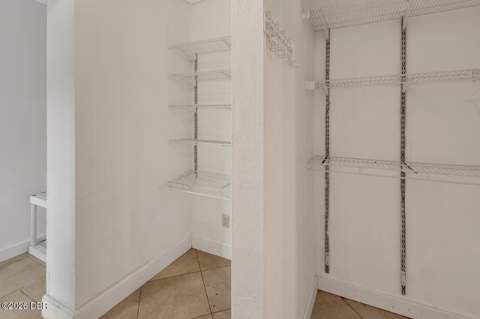 583 Cambridge Circle, South Daytona FL - photo 10 of 28