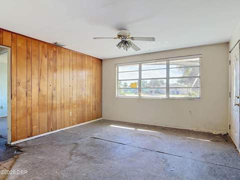 47 Palm Drive, Ormond Beach FL - photo 9 of 24