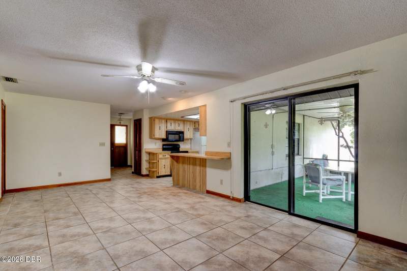 3 bedroom Single Family Residence at 217 Gettysburg Lane, Georgetowne, Daytona Beach — photo 4