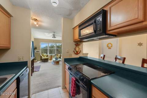 1401 S Palmetto Avenue #622, Daytona Beach FL - photo 7 of 29
