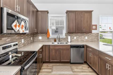 540 Venetian Palms Boulevard, New Smyrna Beach FL - photo 11 of 45