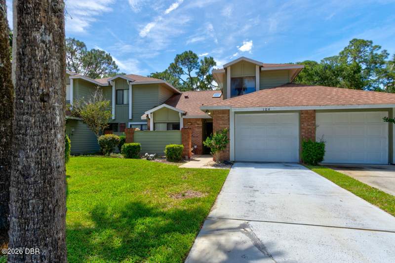3 bedroom Townhouse at 104 Laughing Gull Court, Pelican Bay, Daytona Beach — photo 5