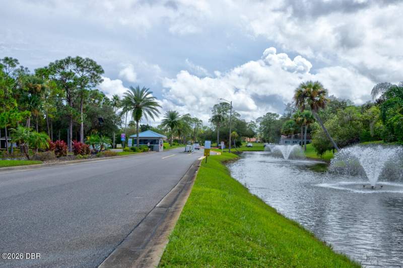 3 bedroom Townhouse at 104 Laughing Gull Court, Pelican Bay, Daytona Beach — photo 3