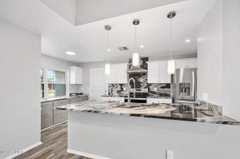 187 Centennial Lane, Daytona Beach FL - photo 7 of 32