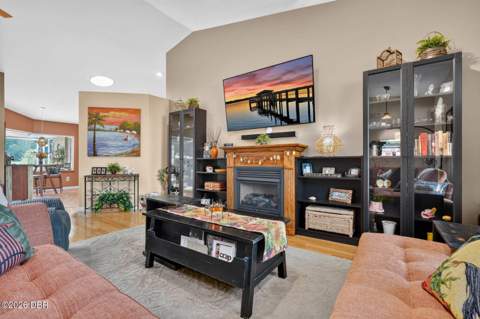84 Ethan Allen Drive, Palm Coast FL - photo 13 of 43
