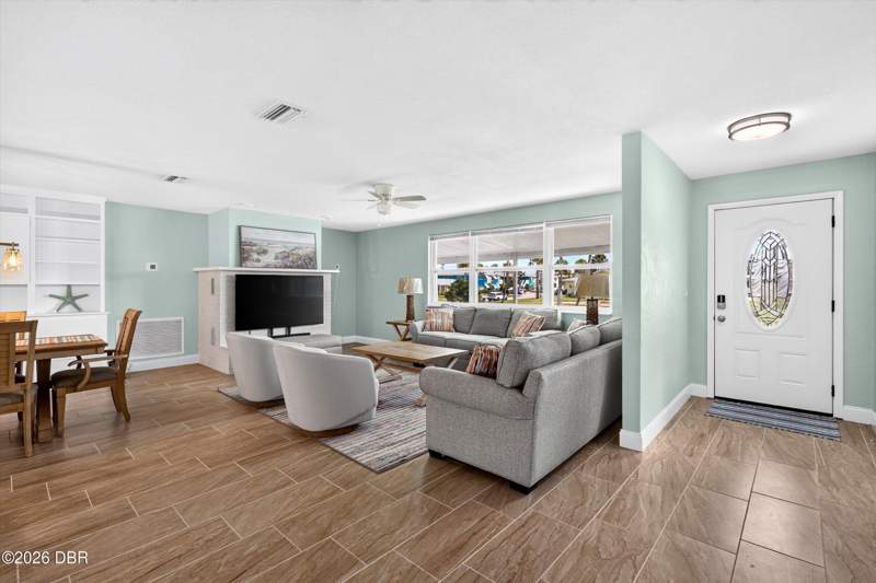 4 bedroom Single Family Residence at 341 Plaza Boulevard, Ortona, Daytona Beach — photo 5