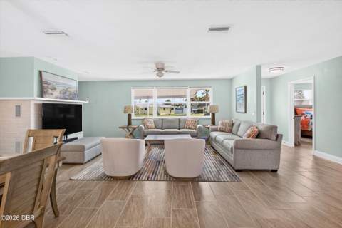 341 Plaza Boulevard, Daytona Beach FL - photo 6 of 65