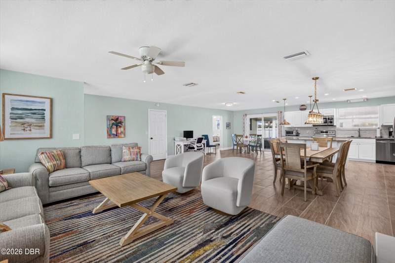 4 bedroom Single Family Residence at 341 Plaza Boulevard, Ortona, Daytona Beach — photo 4