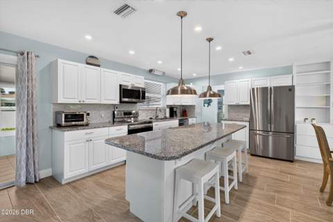 341 Plaza Boulevard, Daytona Beach FL - photo 16 of 65