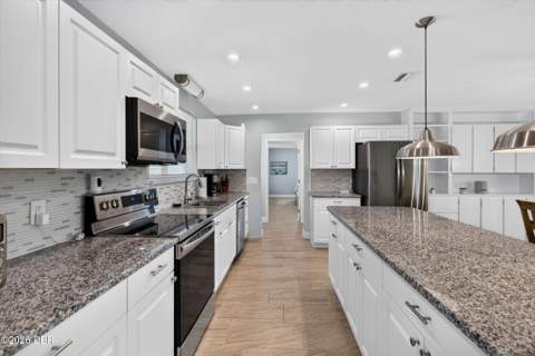 341 Plaza Boulevard, Daytona Beach FL - photo 17 of 65