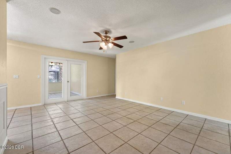 3 bedroom Single Family Residence at 10 Brookside Drive, Northbrook, Ormond Beach — photo 3
