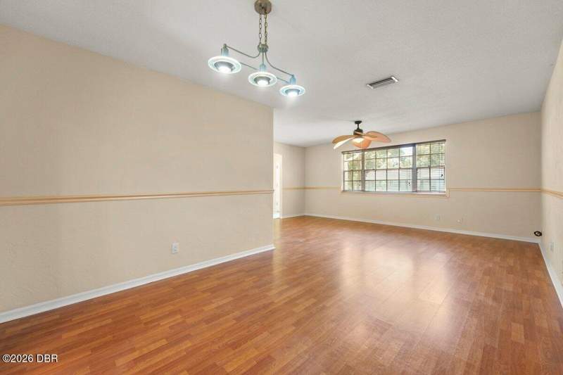 3 bedroom Single Family Residence at 10 Brookside Drive, Northbrook, Ormond Beach — photo 5