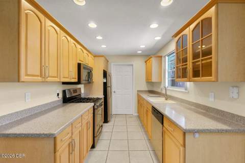 10 Brookside Drive, Ormond Beach FL - photo 9 of 35