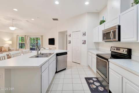 113 Grande Berwick Court, Daytona Beach FL - photo 9 of 35