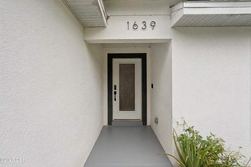 3 bedroom Single Family Residence at 1639 11th Avenue, Daytona Park Estates, DeLand — photo 3