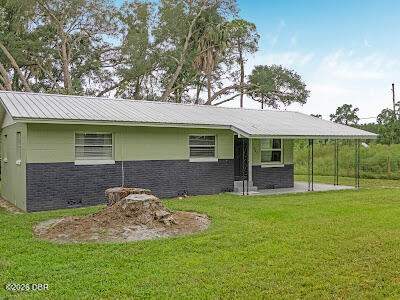 662 N Volusia Avenue, Pierson FL - photo 10 of 37