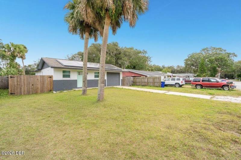 3 bedroom Single Family Residence at 437 Perdita Street, Pointer, Edgewater — photo 3