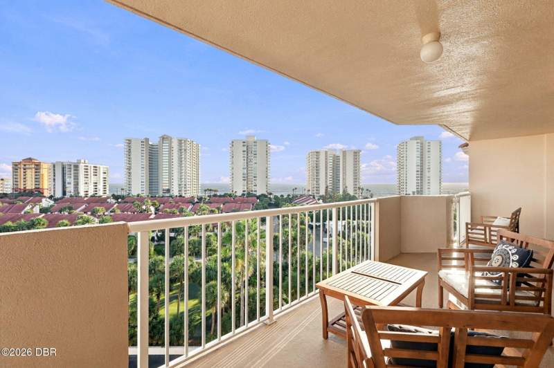 4 bedroom Condominium at 3 Oceans West Boulevard #7D7, Oceans Cloverleaf Condo, Daytona Beach Shores — photo 3