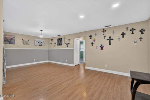 319 Quaker Ridge Drive, Daytona Beach FL - photo 8 of 41