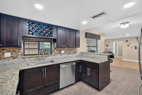 319 Quaker Ridge Drive, Daytona Beach FL - photo 15 of 41