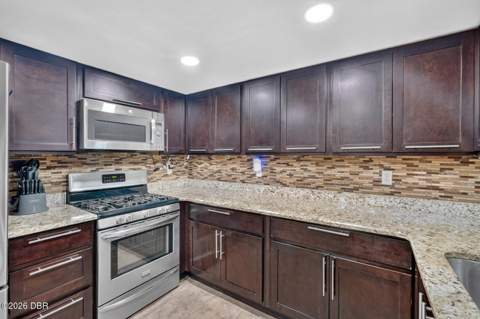 319 Quaker Ridge Drive, Daytona Beach FL - photo 16 of 41