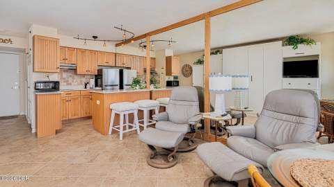 453 S Atlantic Avenue #305, Ormond Beach FL - photo 8 of 29