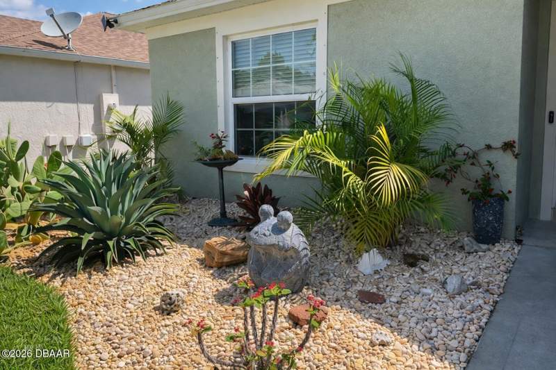 3 bedroom Single Family Residence at 350 Dahoon Holly Drive, Grand Preserve, Daytona Beach — photo 4