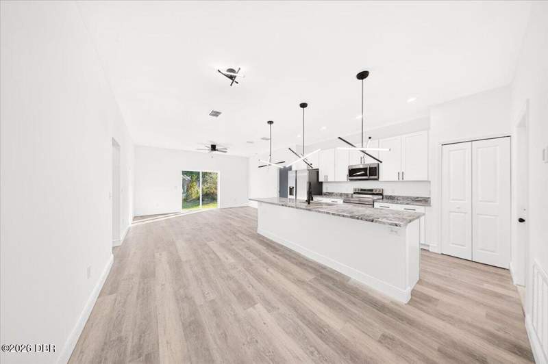 4 bedroom Single Family Residence at 9 Ronnie Circle, Ronnie Circle, Holly Hill — photo 3