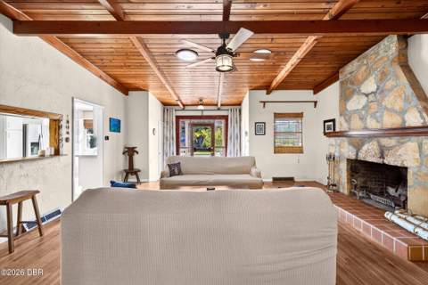 330 Coquina Avenue, Ormond Beach FL - photo 6 of 85