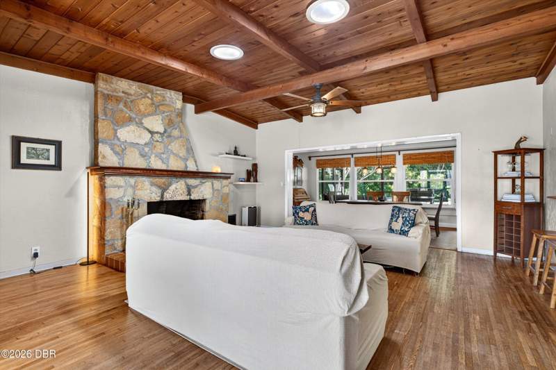 2 bedroom Single Family Residence at 330 Coquina Avenue, Tomoka Estates, Ormond Beach — photo 4