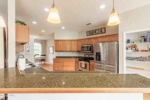 4048 Quail Nest Lane, New Smyrna Beach FL - photo 10 of 54