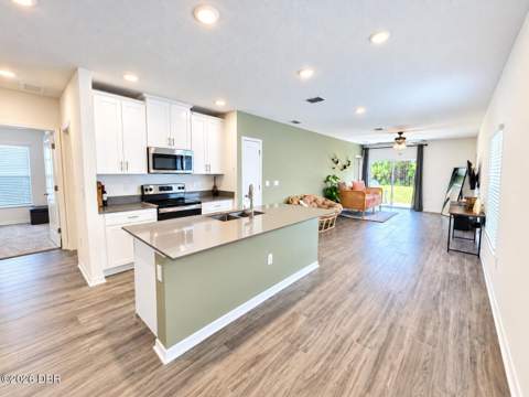 1263 Sand Trap Court, Daytona Beach FL - photo 6 of 33