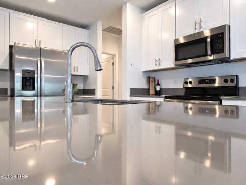 1263 Sand Trap Court, Daytona Beach FL - photo 8 of 33