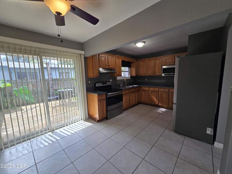 3 bedroom Single Family Residence at 2022 Brian Avenue, Brentwood Park, South Daytona — photo 3