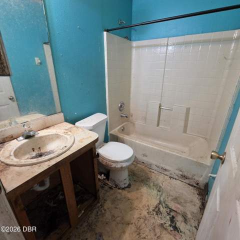 2408 Umbrella Tree Drive, Edgewater FL - photo 13 of 14
