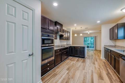 421 Champion Ridge Drive, Daytona Beach FL - photo 6 of 41