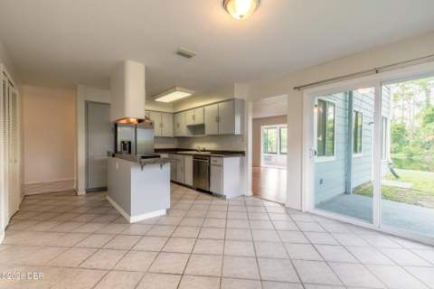 100 Kingbird Circle #7, Daytona Beach FL - photo 11 of 28