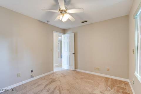 22 Laurel Oaks Circle, Ormond Beach FL - photo 17 of 26