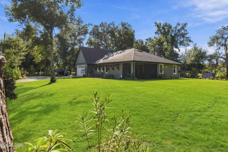 3 bedroom Single Family Residence at 1915 Taylor Road, Port Orange, Port Orange — photo 3