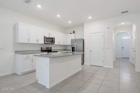 222 Reena Drive, Daytona Beach FL - photo 7 of 31