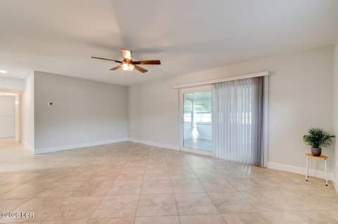 760 Magnolia Avenue, Holly Hill FL - photo 8 of 36